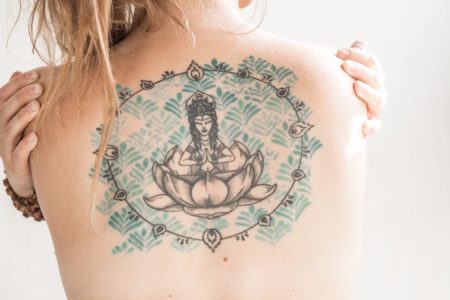 Tatouages nature 2026 : les motifs qui dominent